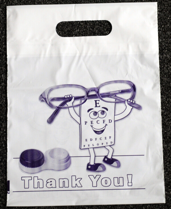 custom-poly-bag-with-handle-3-600x732.jpg?Revision=rLv&Timestamp=CMzP78